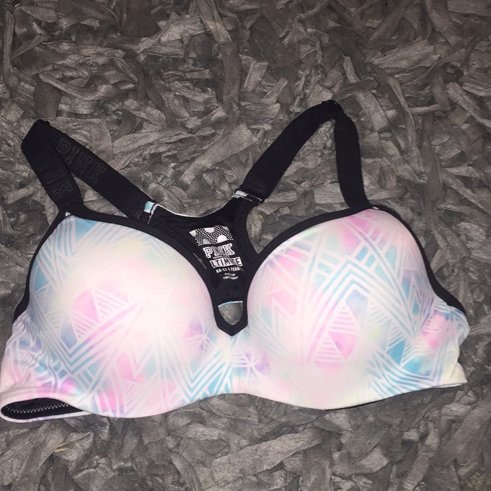 VS PINK ultimate sports bra